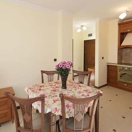 Mars Apartments In Tryavna Beach Complex Sveti Vlas Room photo