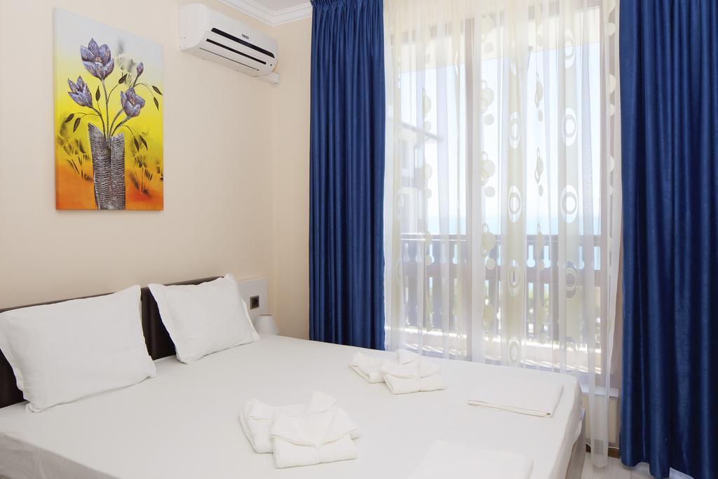 Mars Apartments In Tryavna Beach Complex Sveti Vlas Exterior photo